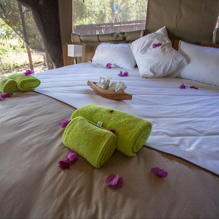 Kayova River Lodge Ndiyona Bagian luar foto