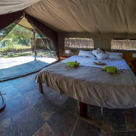 Kayova River Lodge Ndiyona Bagian luar foto